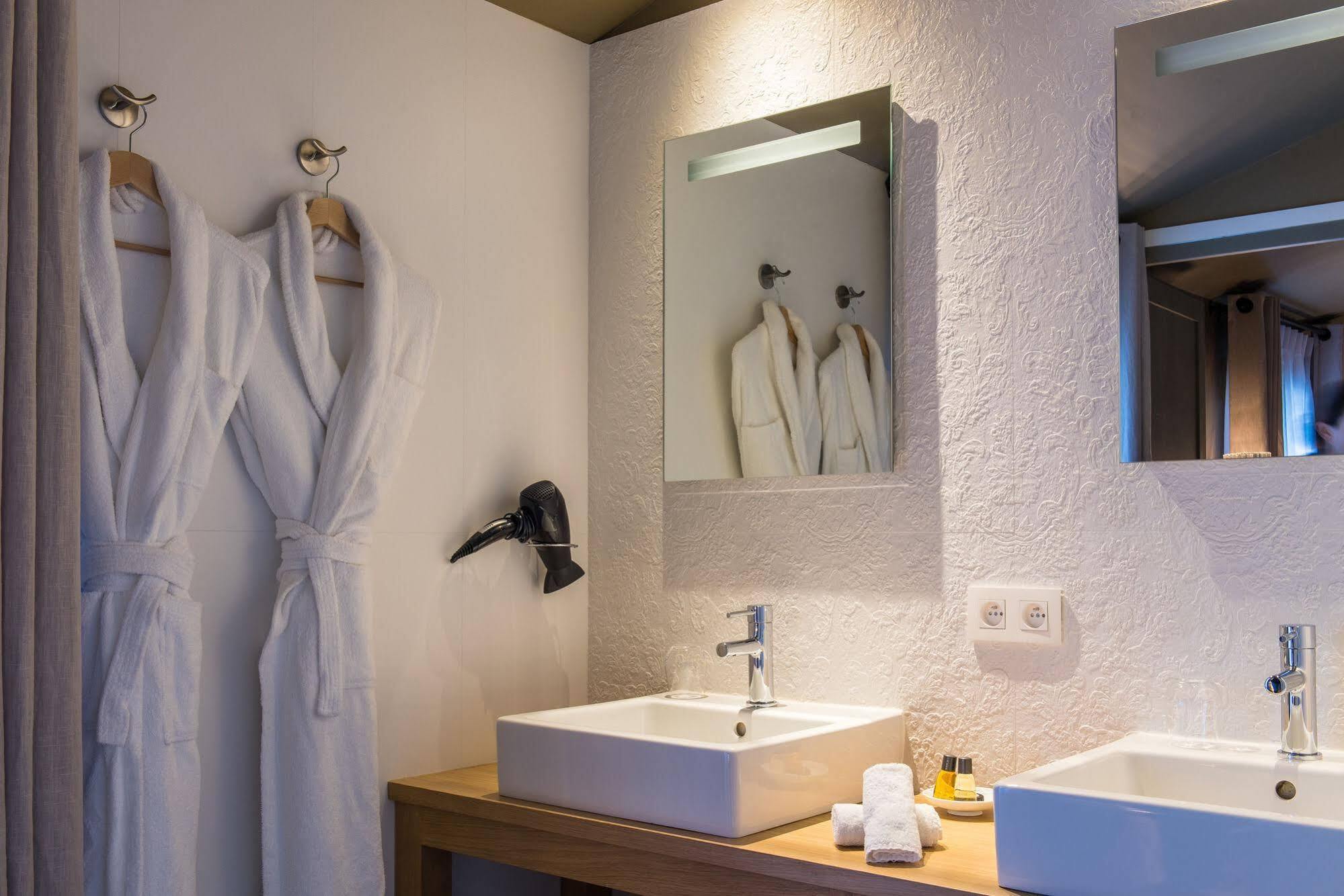 Le Clos D'Emile Bed & Breakfast Бордо Екстериор снимка