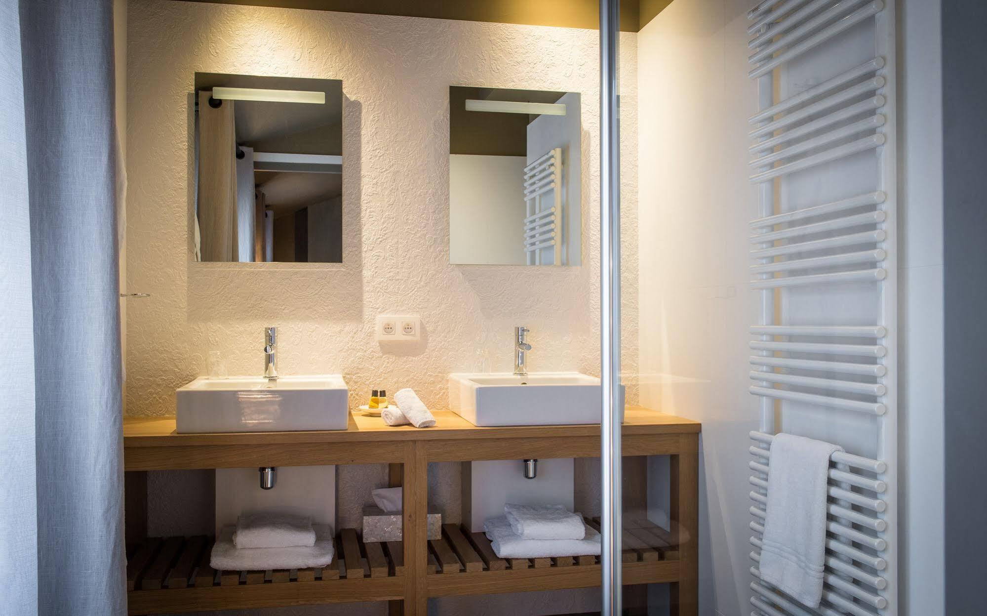 Le Clos D'Emile Bed & Breakfast Бордо Екстериор снимка