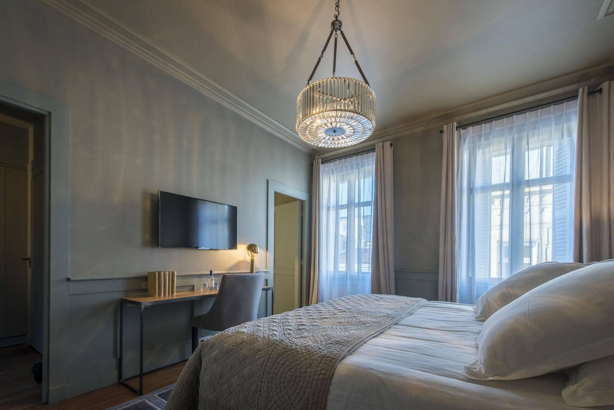 Le Clos D'Emile Bed & Breakfast Бордо Екстериор снимка