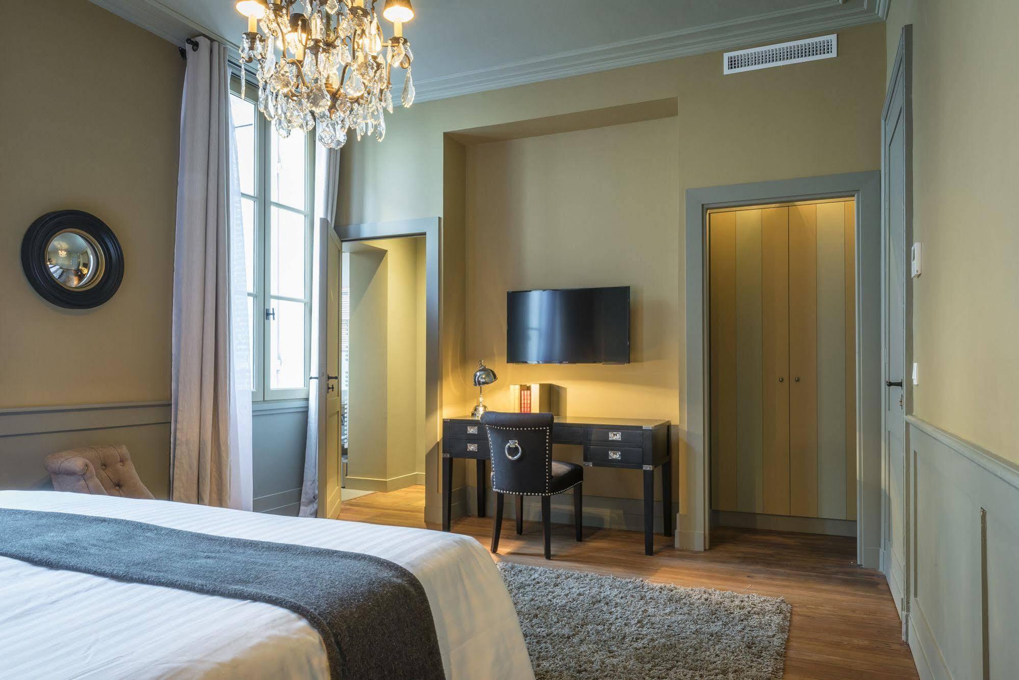 Le Clos D'Emile Bed & Breakfast Бордо Екстериор снимка